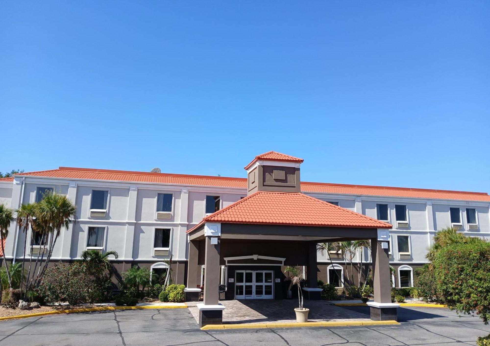 Best Western Plus Bradenton Hotel&Suites Esterno foto
